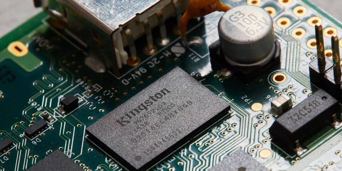 Kingston Is with You