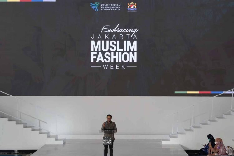 Nadiem Makarim's speech during the Jakarta Muslim Fashion Week 2021