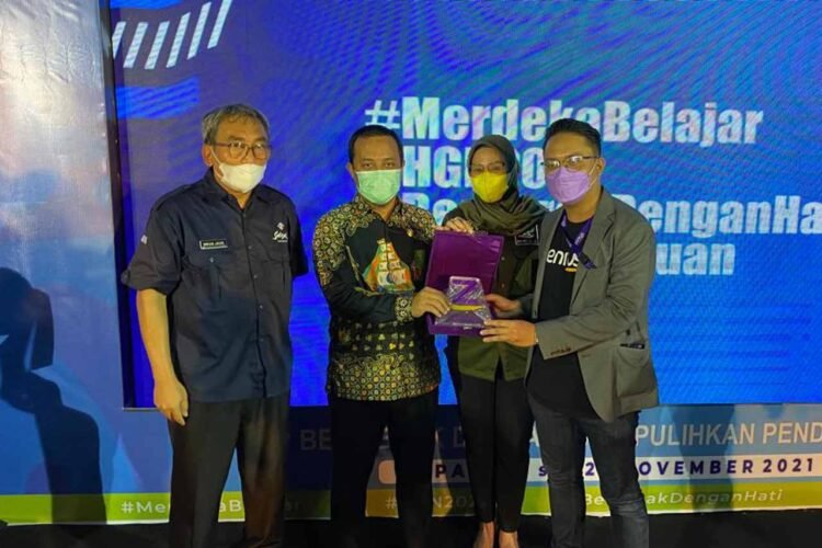 Zenius commits to improve the quality of Indonesia’s education with ZenRu