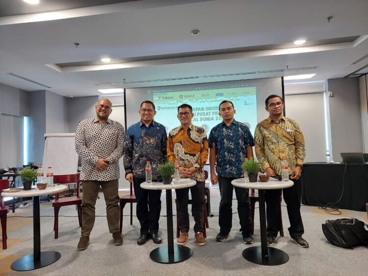 Indonesia's readiness to become halal market center