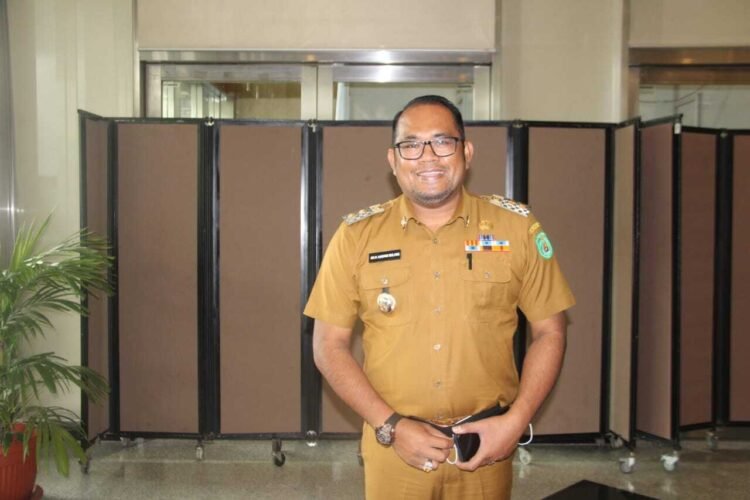 Kasmidi, Vice Regent of East Kutai during the President Joko 'Jokowi' Widodo instruction 2022