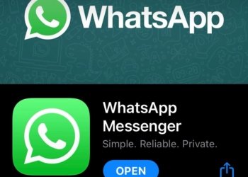 WhatsApp down