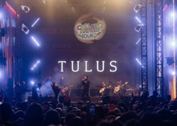 Stage performance from Tulus in Collabonation Tour Bekasi