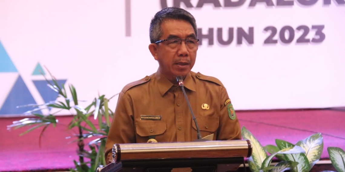 acceleration of development in east kutai