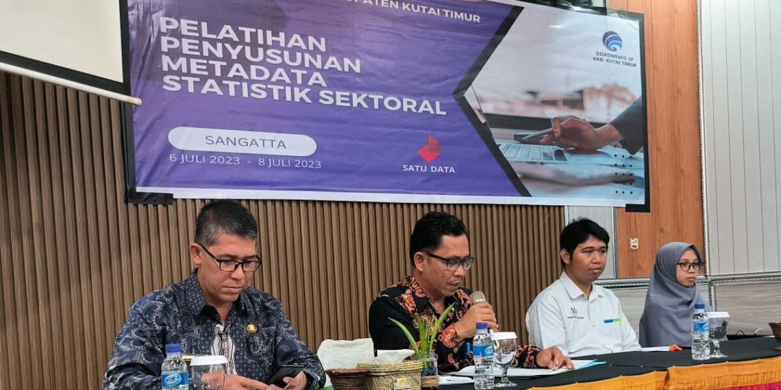 training on sectoral statistical metadata in east kutai
