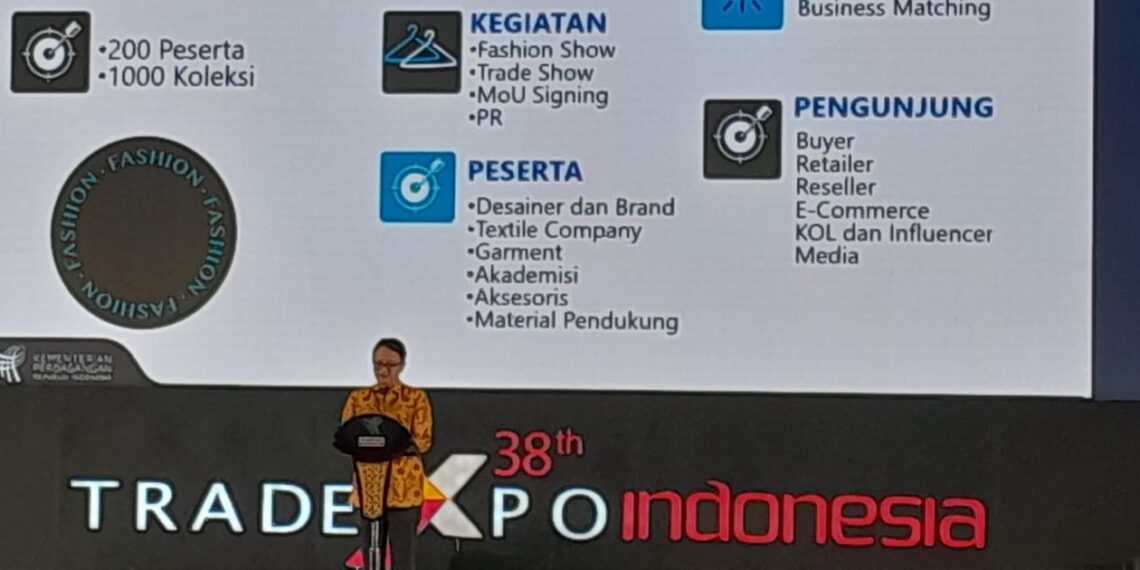 Deputy Minister of Trade Jerry Sambuaga at the 38th Trade Expo Indonesia. business news