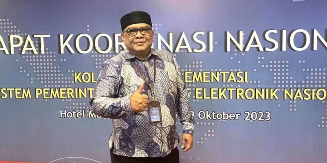 Khairil Adli, Head of the Dumai City Communication and Informatics, Statistics and Encryption Department on the sidelines of the SPBE national coordination meeting in Jakarta (10/18). business news