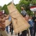 Competition of behempas rotan traditional sport at the 24th West Kutai anniversary celebration in Sendawar Cultural Park (10/23). Image: West Kutai Communication and Informatics Dept business news