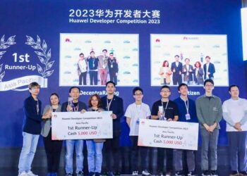1st runner-up winners - Netizen from Thailand and DecentraRating from Singapore