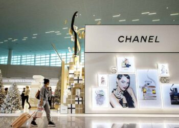Shinsegae Duty Free Opens 'Chanel Beauty Megapodium' at Incheon