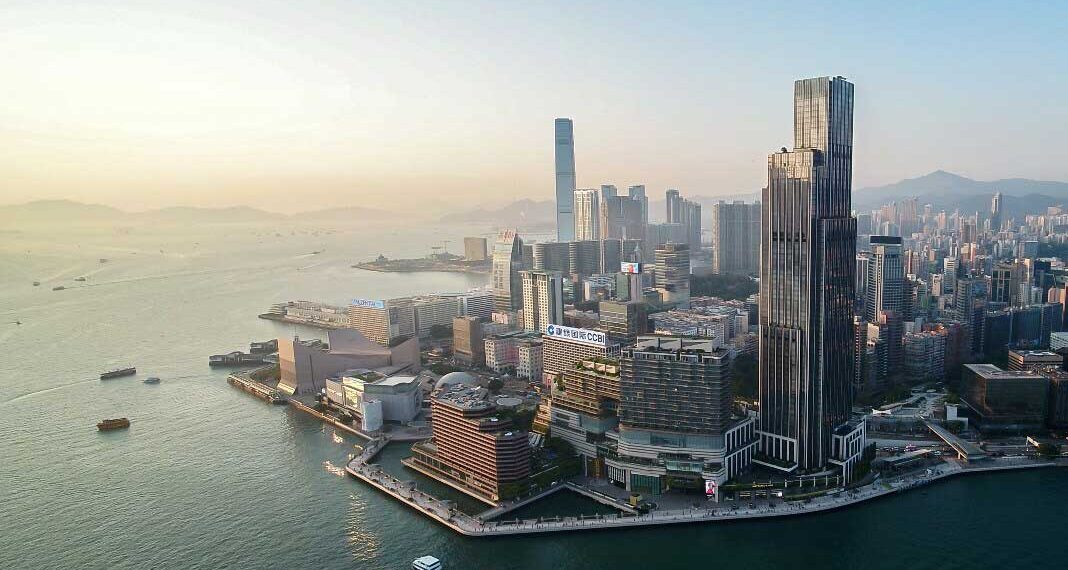 Avenue of Stars in partnership with K11 MUSEA will transform K11 Victoria Dockside into a never-before-seen Louis Vuitton fashion runway.
