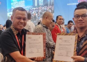 Representatives of East Kutai Taruna Bina Mandiri Cooperative at Trade Expo Indonesia. Image: East Kutai Communication and Informatics Dept.