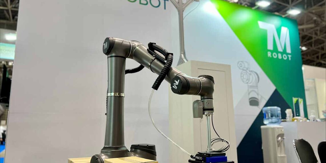 Techman Robot Unveils TM AI Cobot TM25S at iREX 2023
