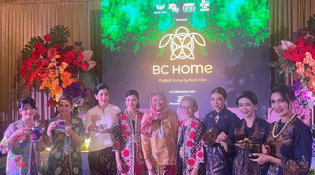 Celebrating BC anniversary, Batik Chic showcases new collection
