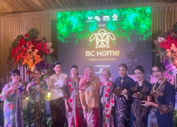 Celebrating BC anniversary, Batik Chic showcases new collection
