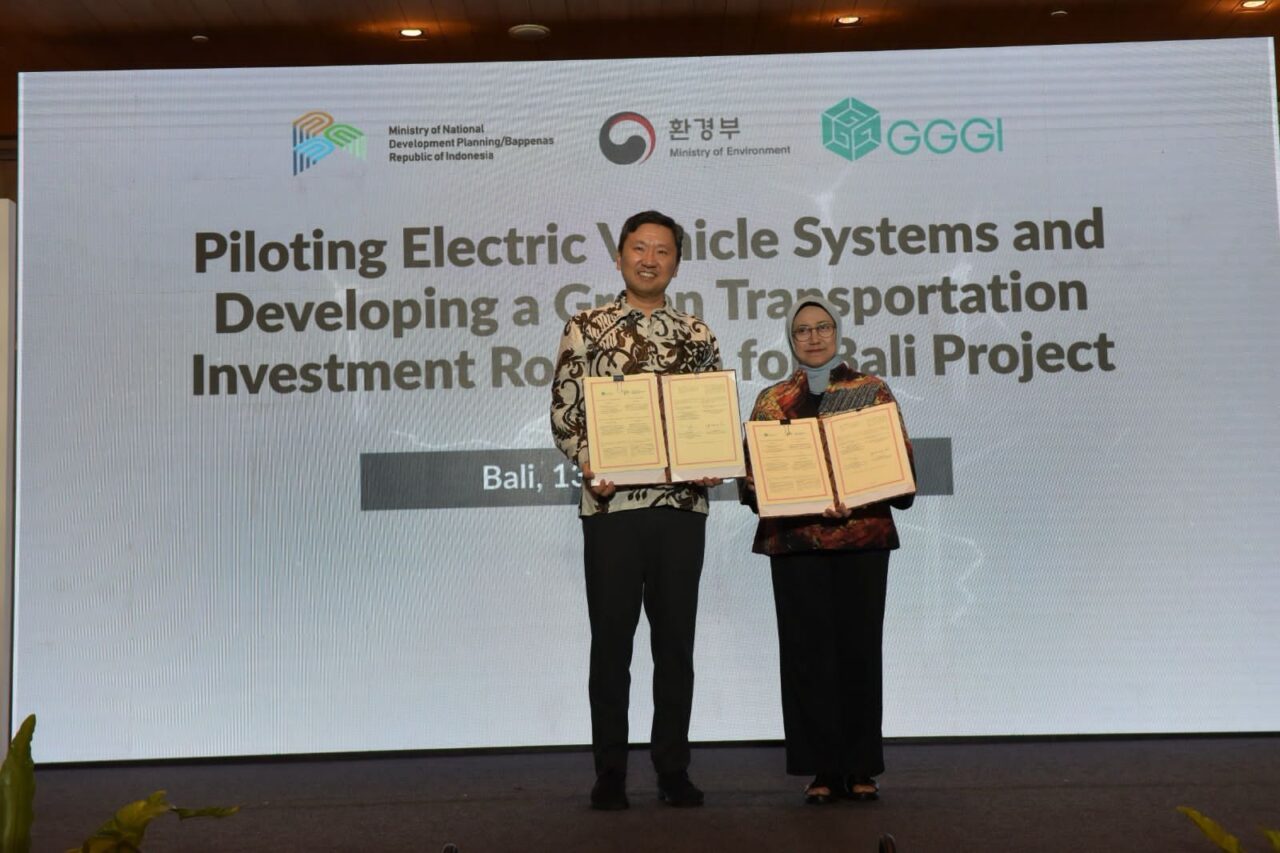MoU signing between Indonesia and Korea to build EVs ecosystem in Bali