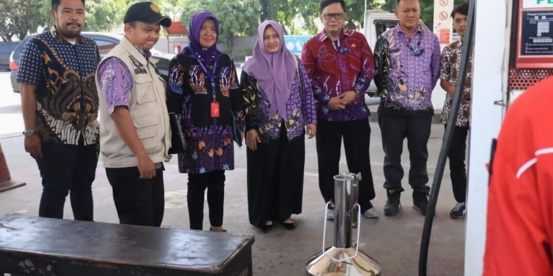 Tangerang Regency conduct fuel measurement checking to avoid cheating tricks ahead of Christmas