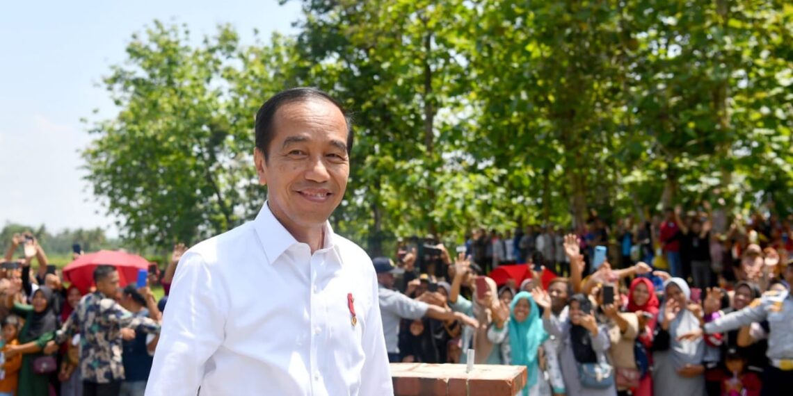 Jokowi instruct to unite thousand of govt apps into one superapp