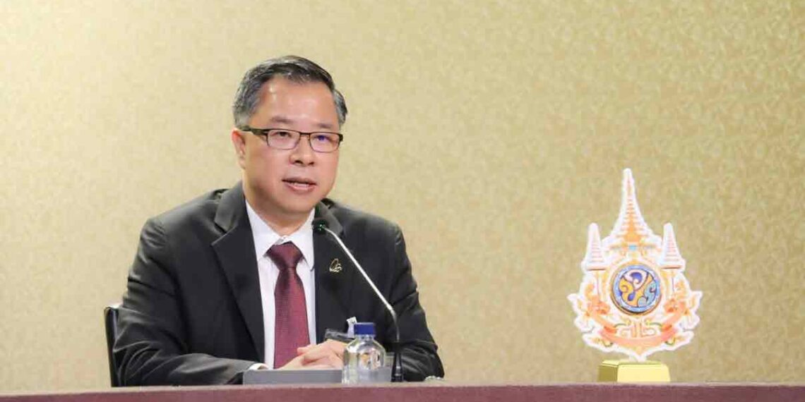 Mr. Narit Therdsteerasukdi, Secretary General of the Thailand Board of Investment (BOI)