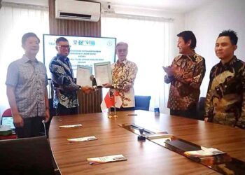 Signing of MOU between Bio Ark Global and BUMD PT Perdana Multi Sarana Bandung Barat (PMgs)