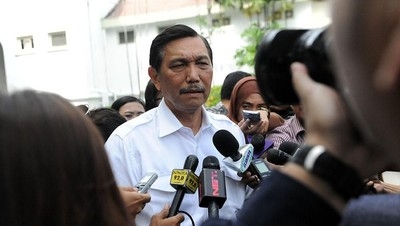 Coordinating Minister for Maritime Affairs and Investment Luhut Binsar Pandjaitan