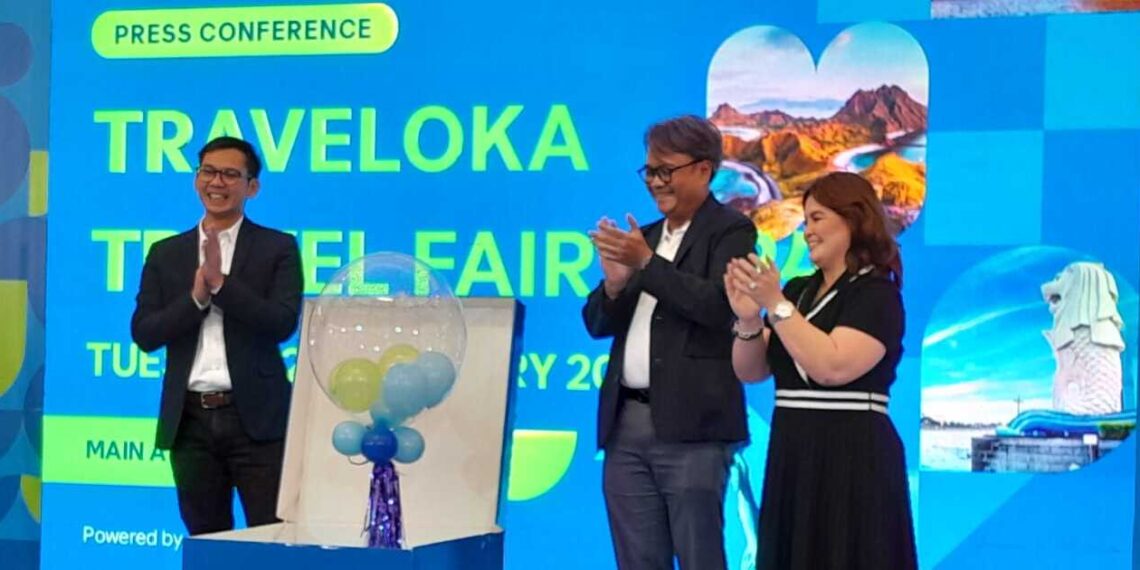 From left: Iko Putera, CEO of Transport Traveloka; Dendy Kurniawan, President Director of Pelita Air Service; and Catherine Belle Guillas, Senior Commercial Director-Revenue Optimization at Archipelago International at Traveloka Travel Fair 2024 (02/27).