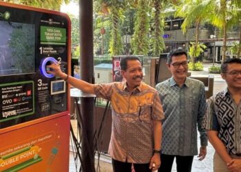 Sinar Mas Land and Plasticpay provide Reverse Vending Machine at The Breeze BSD City. Credit: Sinar Mas Land
