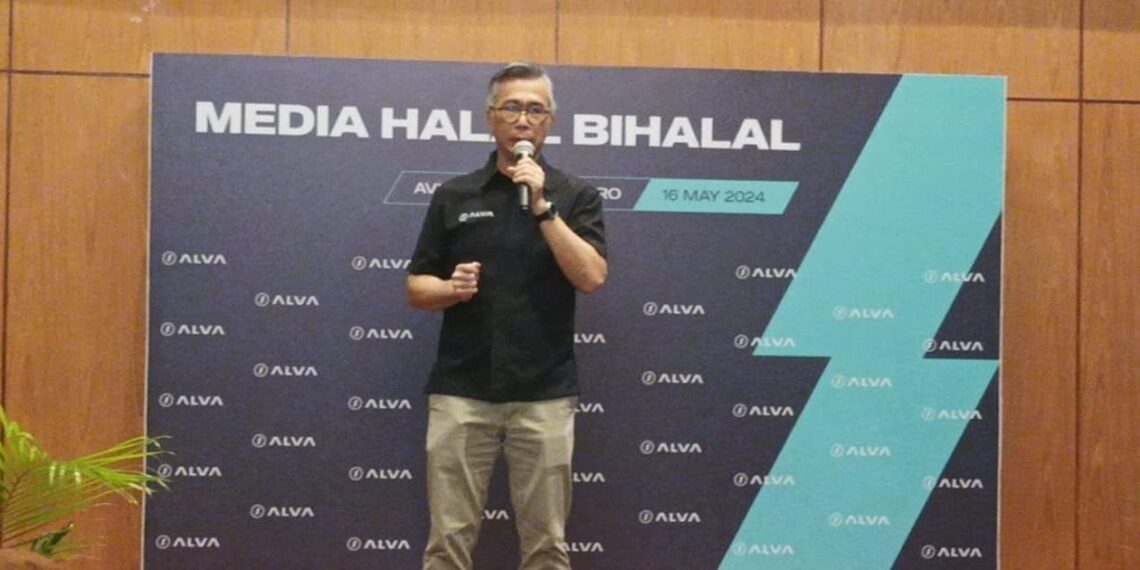 Putu Yudha, Chief Marketing Officer Alva at an event with the media in Bintaro, Tangerang, Thursday (05/16). Credit: Haris