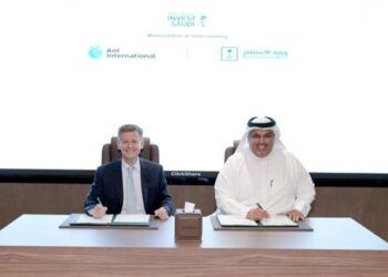 Douglas Feagin, Ant International President (left) and Eng Saleh Khabti, Deputy Minister of Investment of Saudi Arabia signed the agreement in Riyadh (05/06). Credit: Ant International