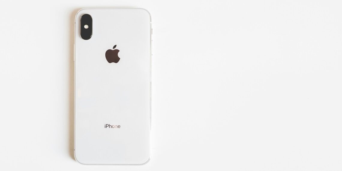 Apple led higher-priced smartphones in the US$600 and above segment in Indonesia's smartphone market in Q1 2024. Credit: Kenny Eliason/Unsplash