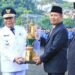 The handover of the 2023 Banten Public Services Award was carried out at the 2024 XXVIII Regional Autonomy Day Commemoration (04/29). Credit: Tangerang City Govt