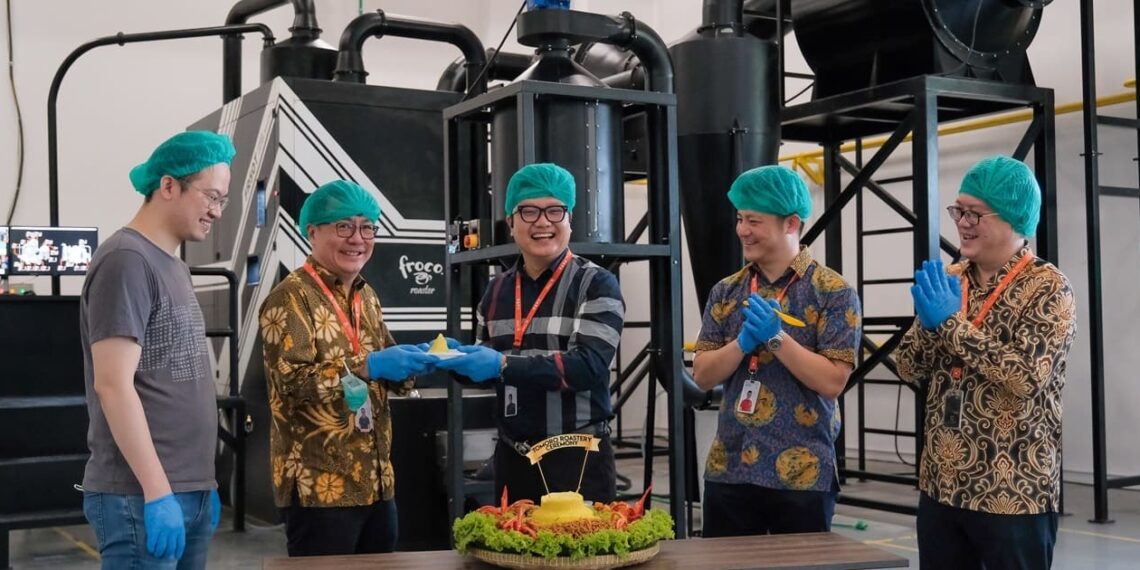 The inauguration of Tomoro Coffee's roastery. Credit: Tomoro Coffee