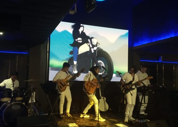 Senyawa performance in the launch of its second album Selisih at Glamz Jakarta. (Photo: Wulan)