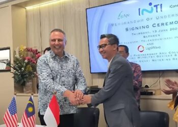 Inti and LigoWave signed a cooperation agreement in Johor Bahru, Johor, Malaysia (06/13). Credit: Inti