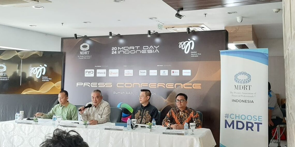 MDRT Day Indonesia 2024 press conference at AAJI office in Jakarta (06/10). Credit: Sinta