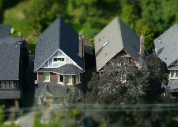 Illustration of public housing savings. Credit: Tiago Rodrigues/Unsplash