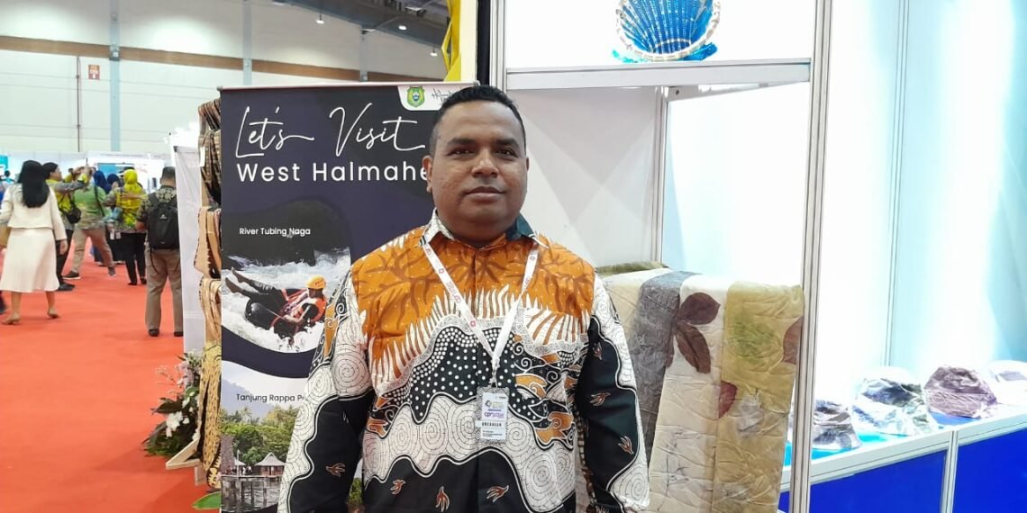 West Halmahera's Chief Marketing, Dispaspora Haris Atid in AOE 2024.