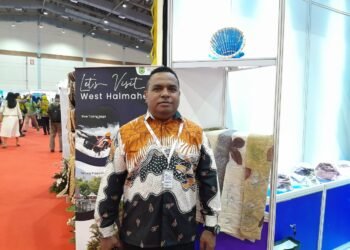 West Halmahera's Chief Marketing, Dispaspora Haris Atid in AOE 2024.