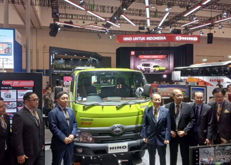 HINO 300 and HINO 500 FM 280 JD Retarder rolled out at the 2024 GIIAS. (Credit: Wulan)