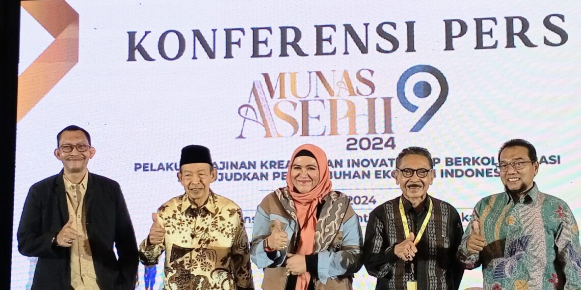 Thre Opening of Asephi's IX Nationanal Meeting, at JS Luwansa Hotel, Jakarta. (Credit: Wulan)
