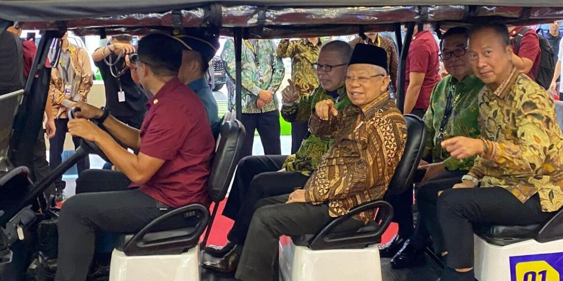 Vice President Ma'ruf Amin commenced GIIAS 2024. Credit: BPMI Setwapres