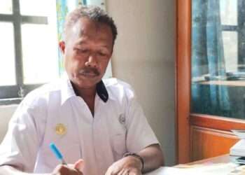 La Mohdar, Acting Head of the Fisheries and Marine Affairs Department of Fakfak Regency Government, stated that the ice factory will be built in Ubadari Village, Kramomongga District. Credit: Fakfak Regency Govt