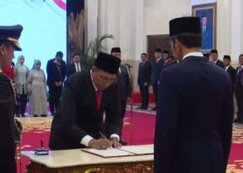 Dadan Hindayana is appointed as the Head of National Nutrition Agency. Credit: BPMI Setpres