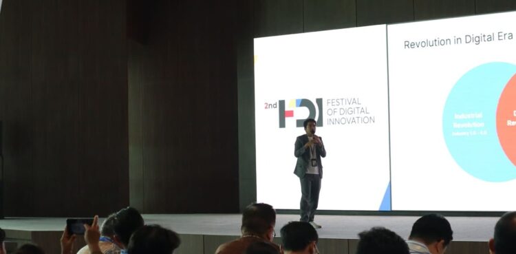 Tresna Apriansyah, Mocaas COO, talked about digital sovereignty stack at the 2nd FDI (08/22). Credit: DesktopIP