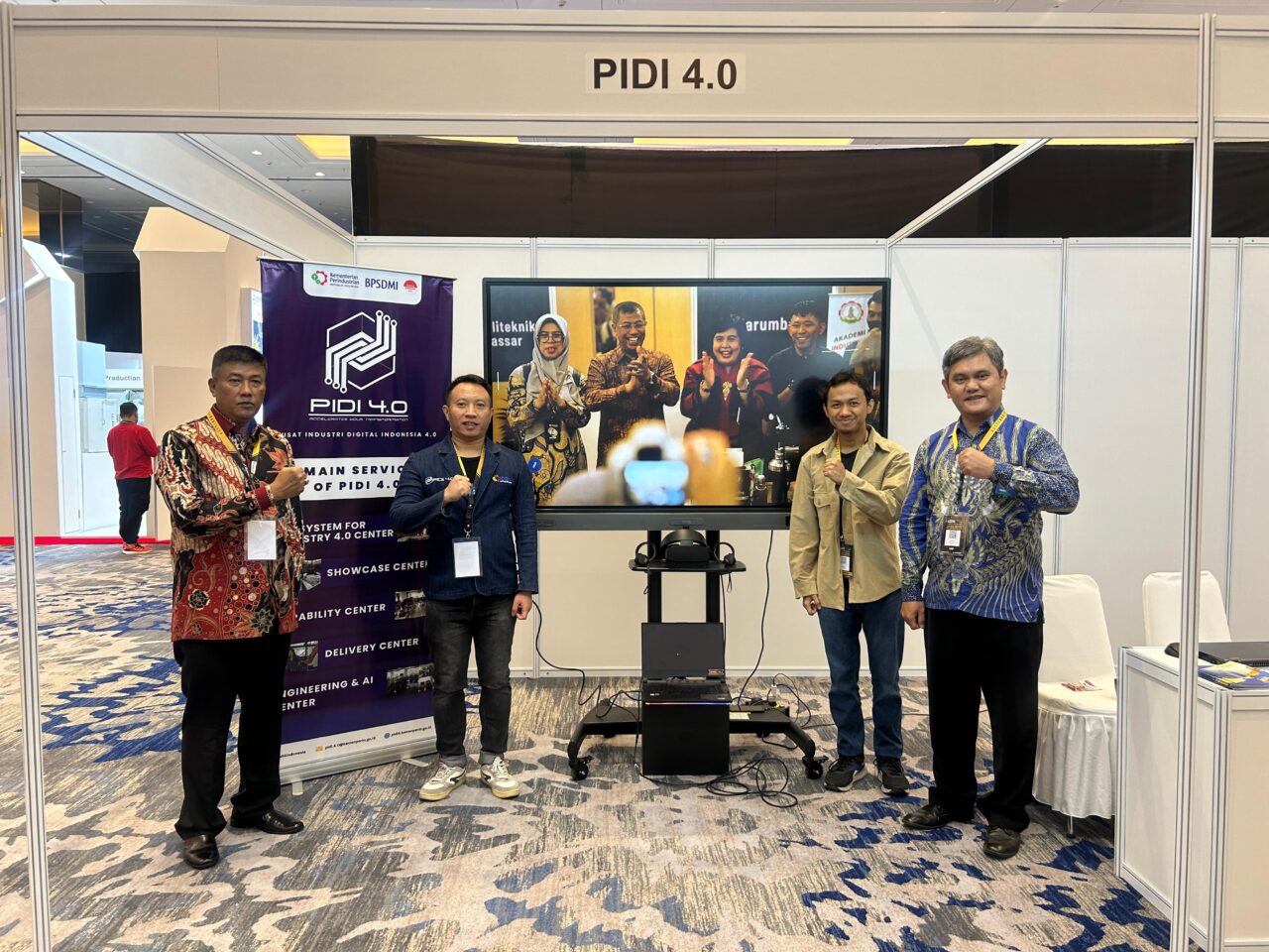 PIDI 4.0 team at Indonesia 4.0 Conference. (Credit: PIDI 4.0)