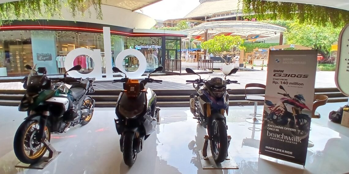 BMW Motorrad Indonesia rolls out its first Pop-Up Store Plus at Beachwalk Shopping Center Kuta Bali. (Credit BMW Motorrad Indonesia)