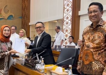 Govt and DPR agreed to amend the Law on State Ministries. Credit: Ministry of PANRB