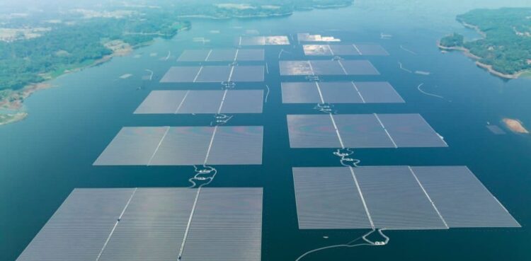 Floating solar PV on the surface of a reservoir. Credit: Ministry of ESDM