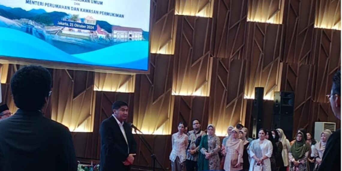 Minister of Housing
