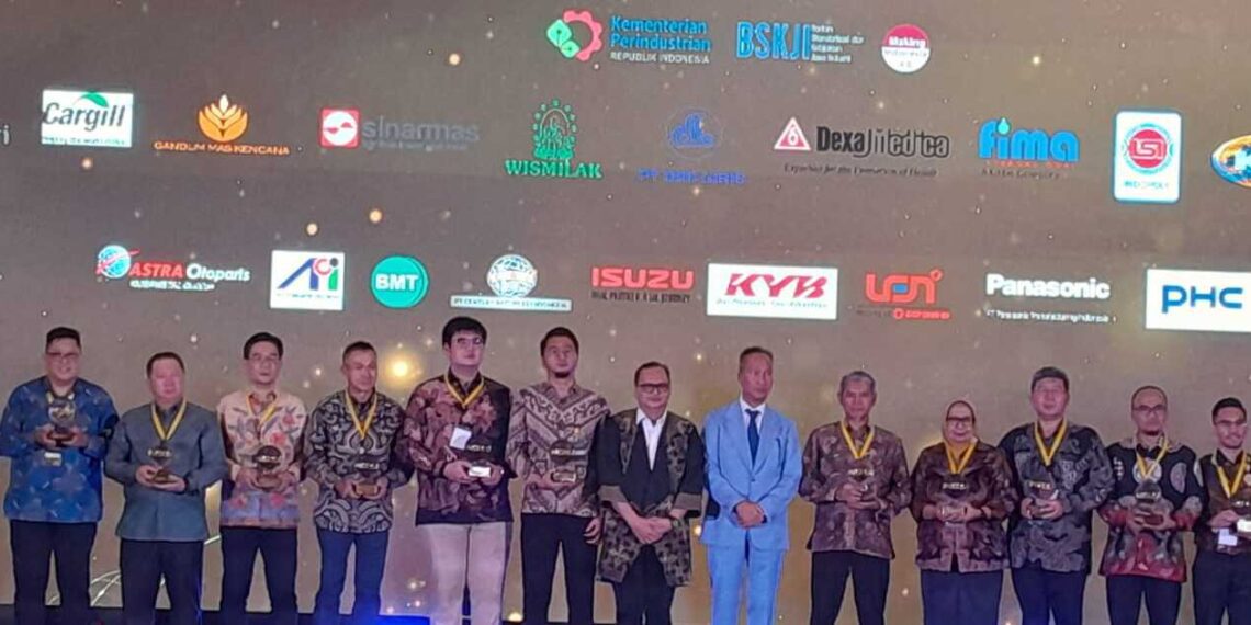 Ministry of Industry presents Rintek and Indi 4.0 Awards to 40 companies. Credit: Haris